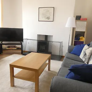 2-bed Flat In Edimburgo